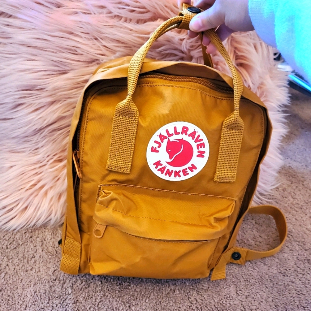 Fjallraven Kanken Mini Backpack